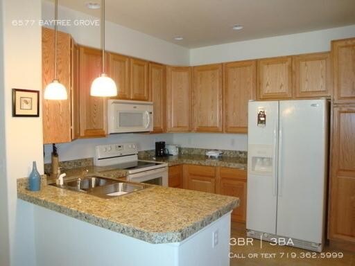 Building Photo - 3 bedroom in COLORADO SPRINGS CO 80923
