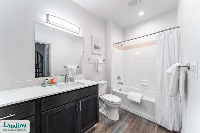 Building Photo - 3031 Eden Ave