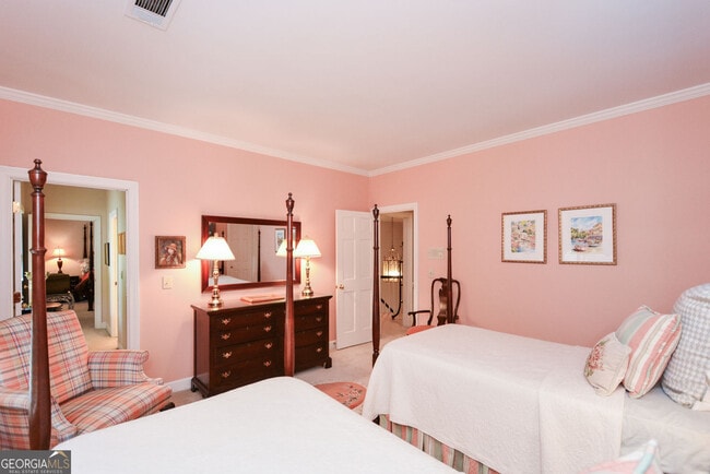 Building Photo - 1640 Lazy River Ln