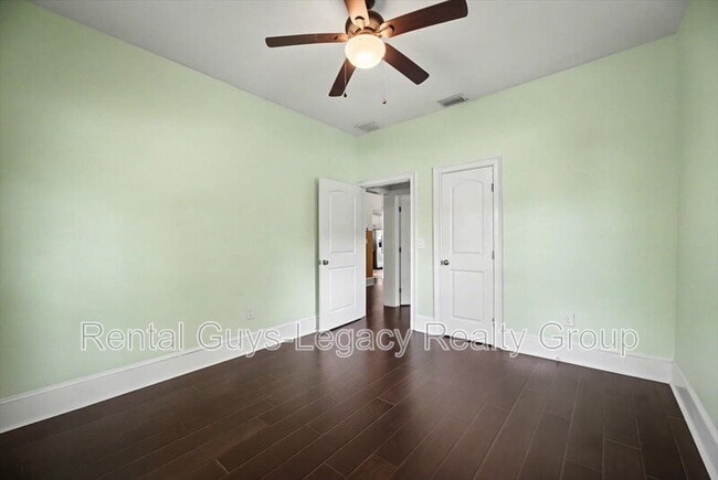 Building Photo - 2650 Green St