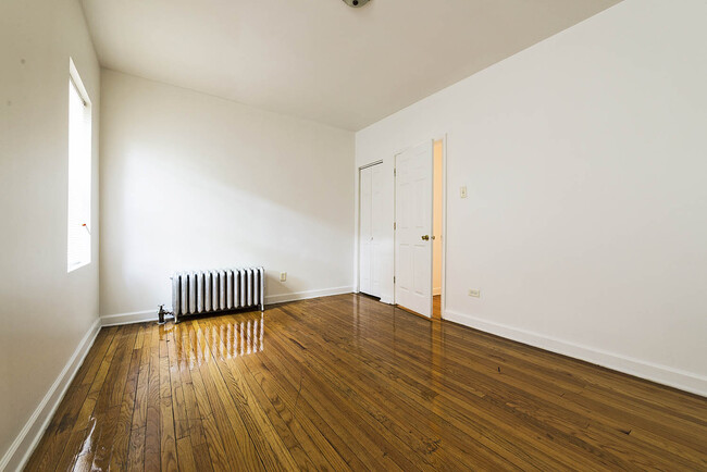 Bedroom - 7109-15 S Ridgeland Ave