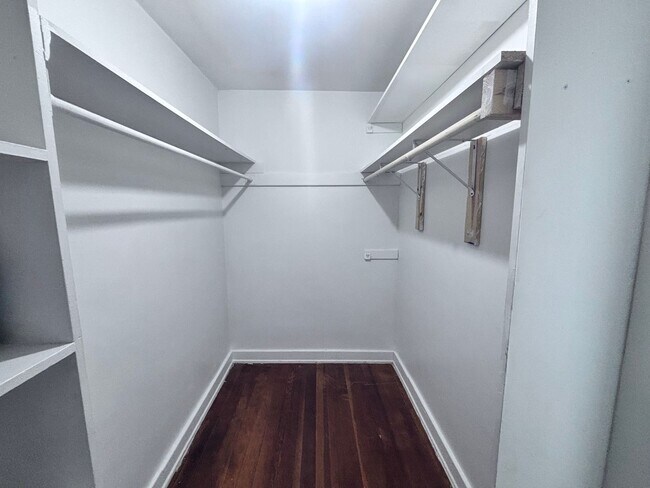 Building Photo - 4406 S 38th St