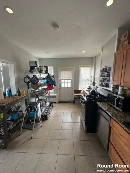 Primary Photo - 212 California St