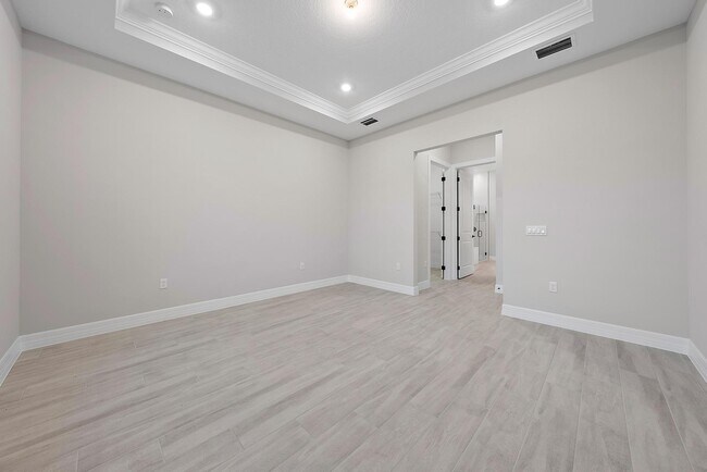 Building Photo - 12421 Banner Ct