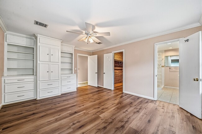 Building Photo - 4501 Willowbend Blvd