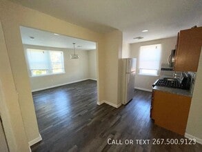 Building Photo - 6841 Lynford St