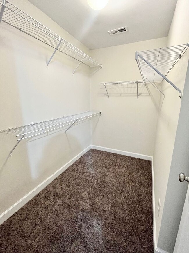 Building Photo - 3Bedroom Avail in Carolina Plantation!