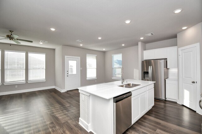 Building Photo - Beech