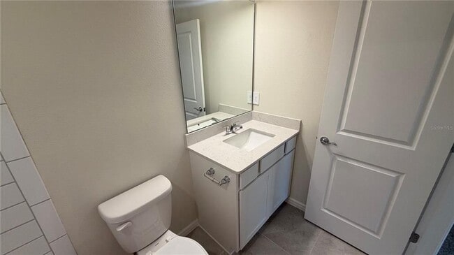 Building Photo - 2133 Southbury Dr
