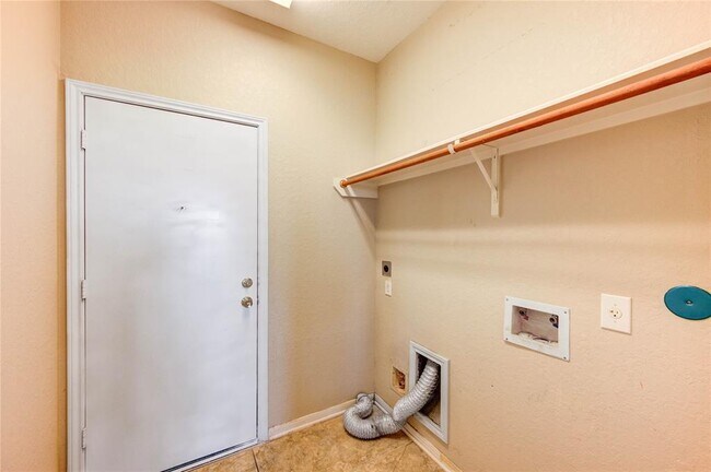 Building Photo - 20710 Falcon Hill St