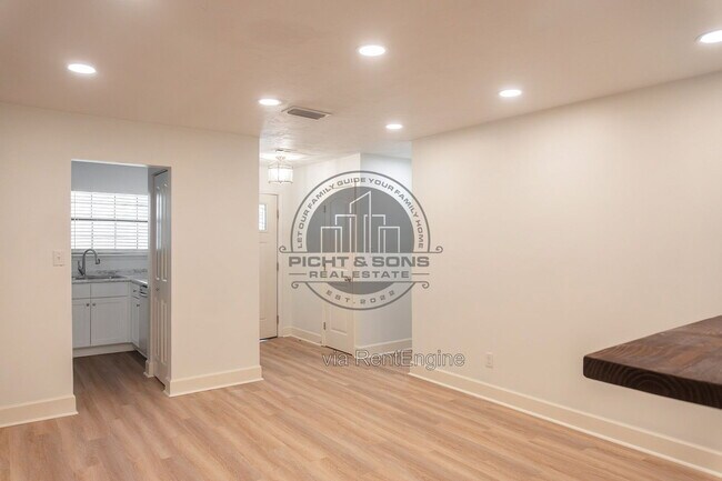Building Photo - 2781 Grantham Ln