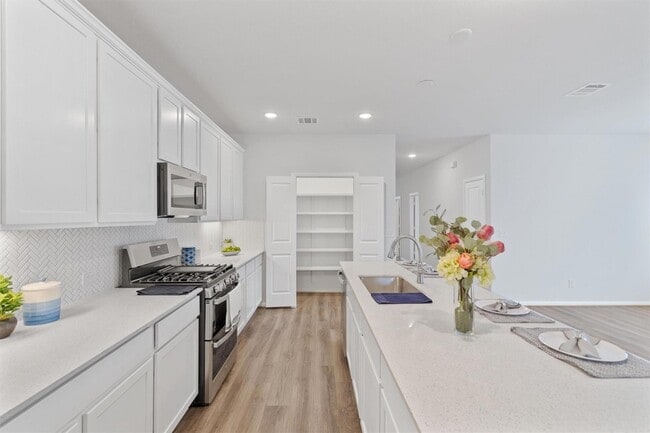 Building Photo - 249 Crystal Brook Dr