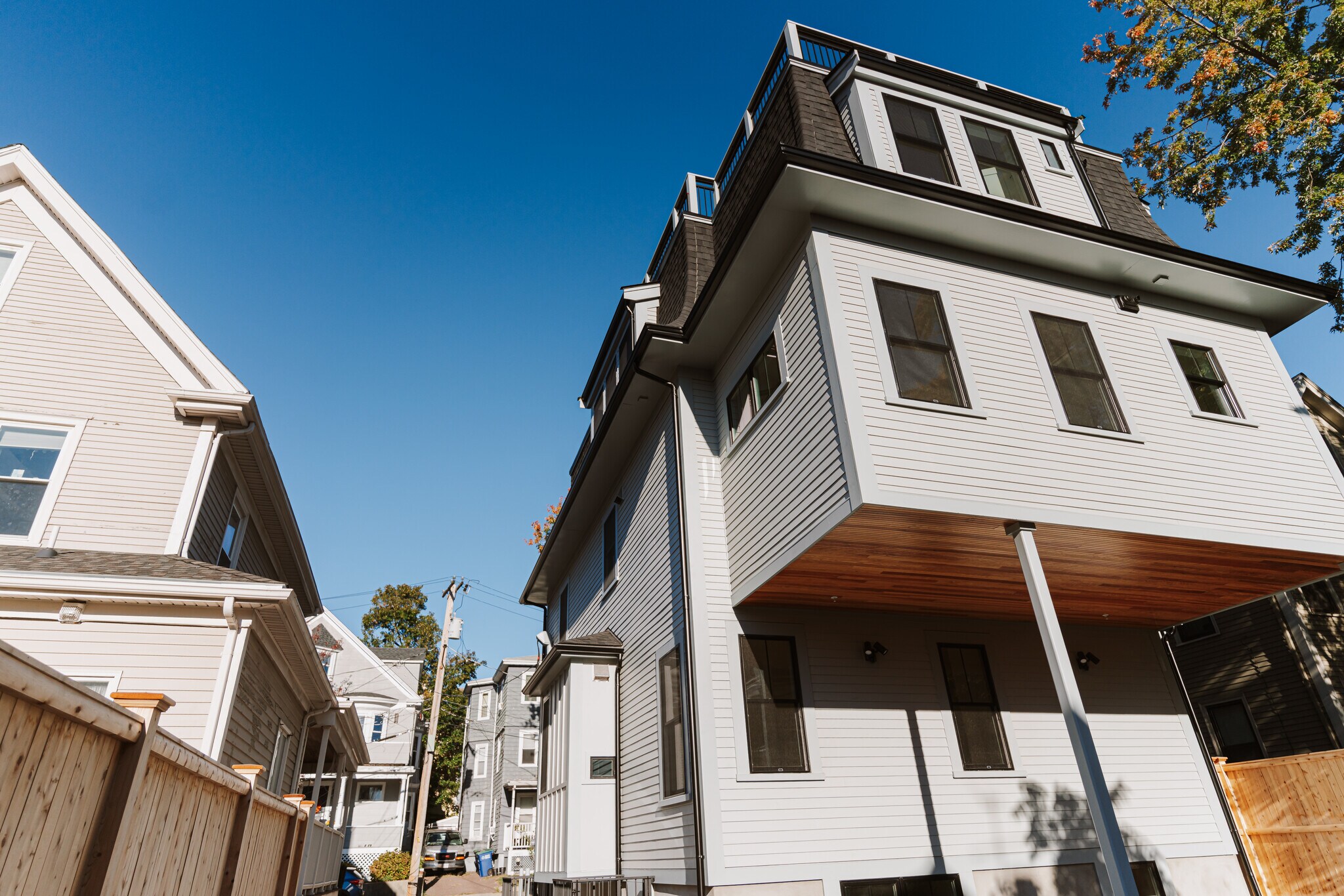 Building Photo - 5 Thurston St