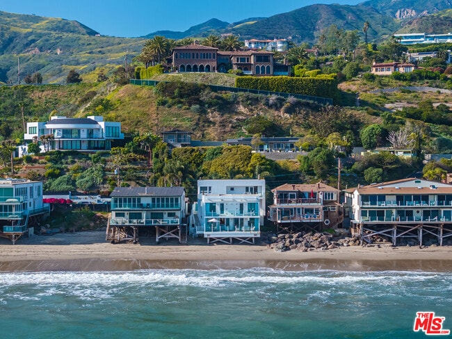 Building Photo - 25212 Malibu Rd