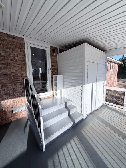 Building Photo - 217 Ridgecrest Way