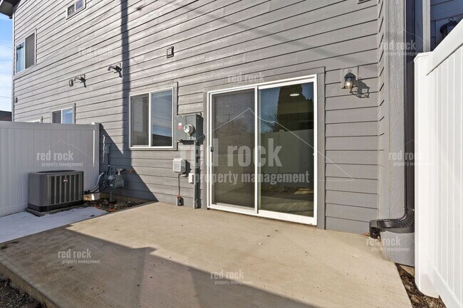 Building Photo - 12625 E Main Ave