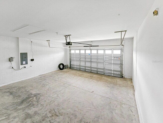 Building Photo - 1841 Basenji Dr