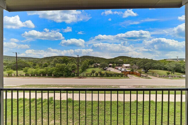 Building Photo - 3 Bedroom/3.5 Bath The Preserve At the Dom...