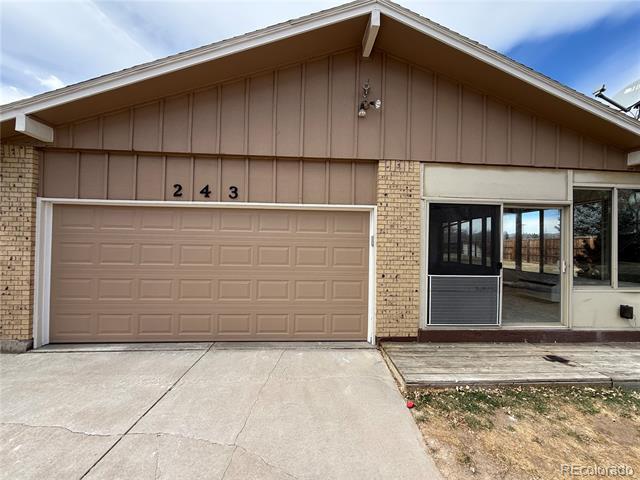 Building Photo - 243 Vance St