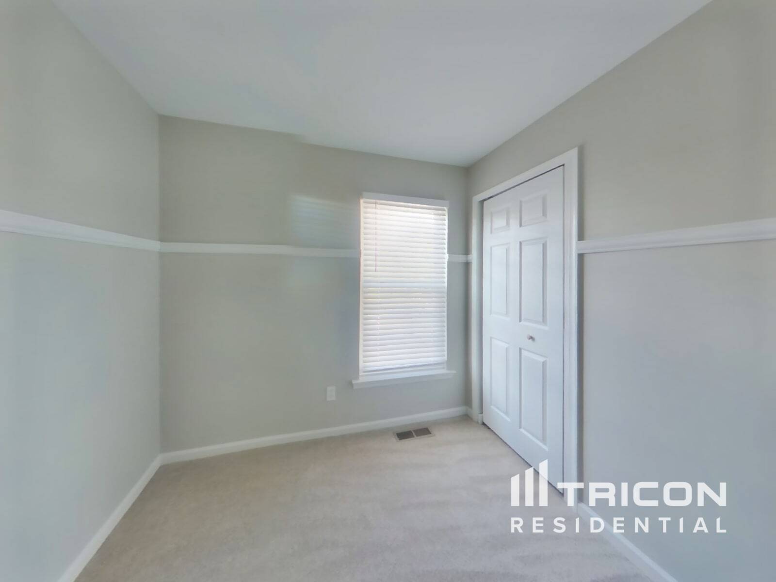 Building Photo - 1513 Cumberland Ct
