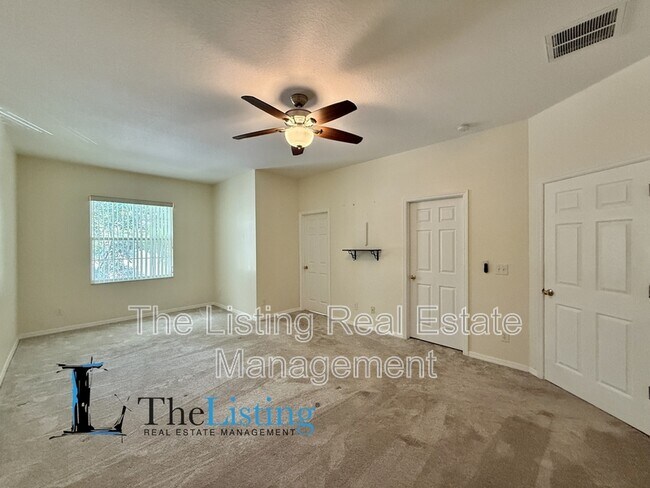 Building Photo - 4052 Alan Dr