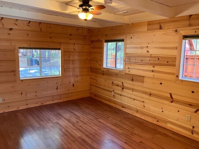 Building Photo - Classic Tahoe Knotty Pine Cabin newly remo...