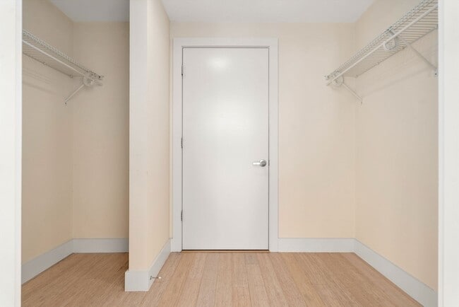 Building Photo - 121 Portland St