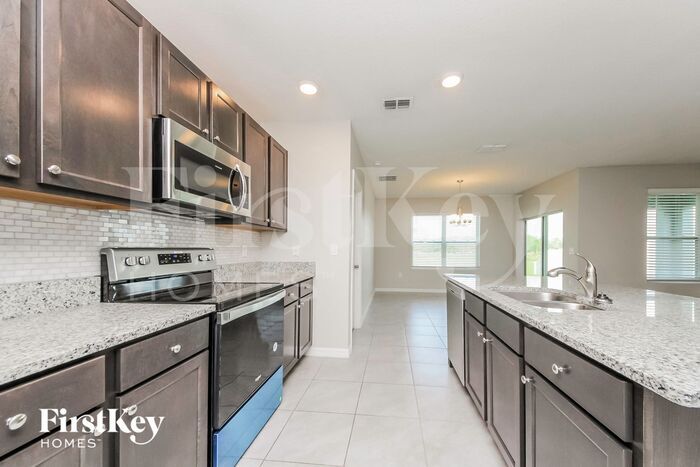 Building Photo - 1673 Bay Breeze Dr