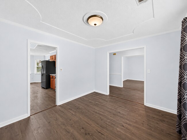 Building Photo - 4810 Golden Leaf Ln