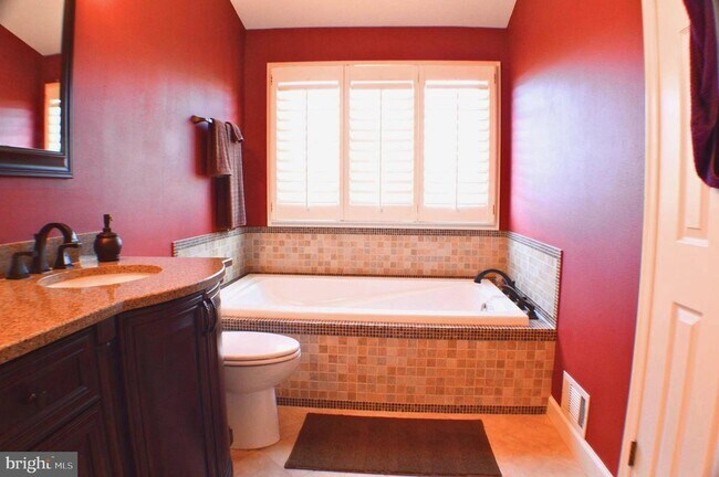 Building Photo - 7027 Bentley Mill Pl