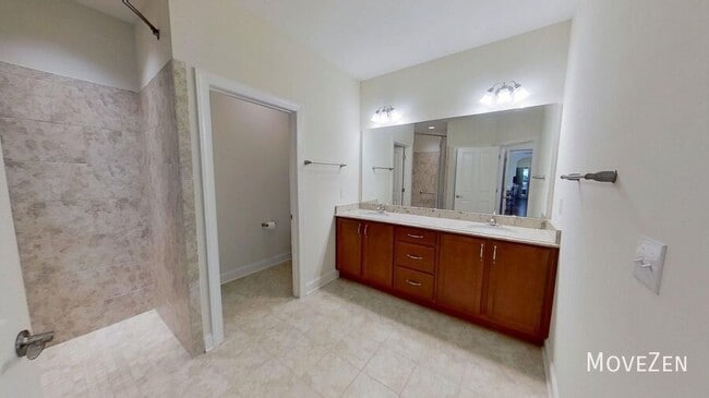Building Photo - 8011 Parknoll Dr