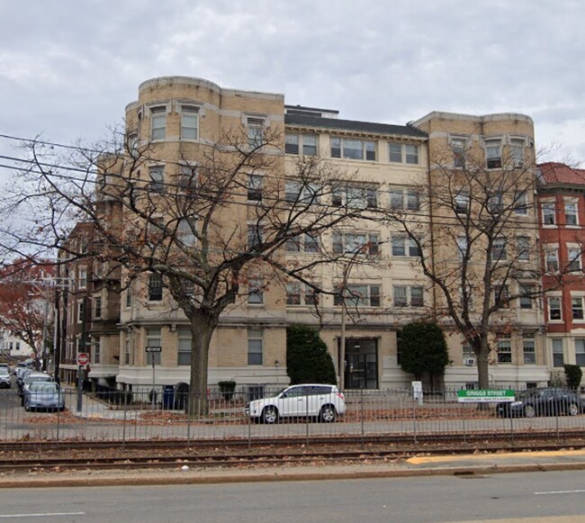 Building Photo - 1315 Commonwealth Ave