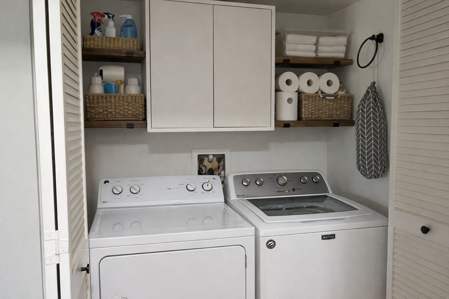 Building Photo - 4140 Hamilton St