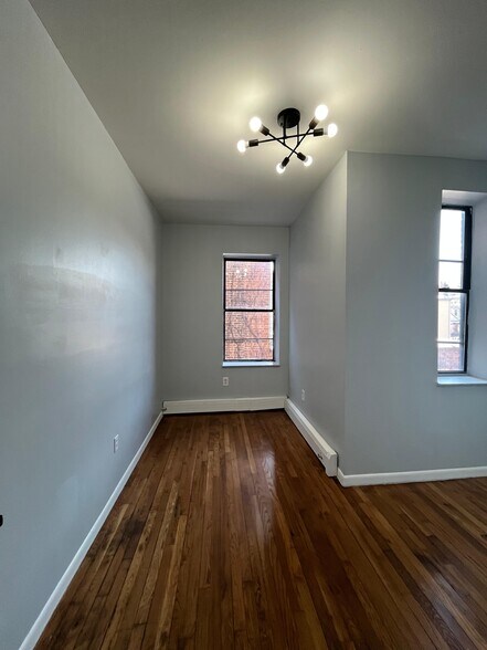 Building Photo - 117 Wade St