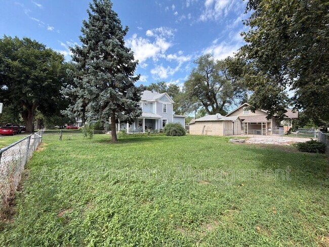 Building Photo - 415 N 32nd St