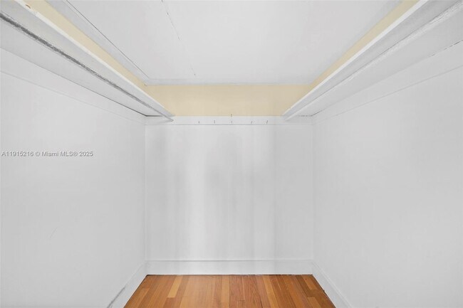 Building Photo - 3301 NE 5th Ave