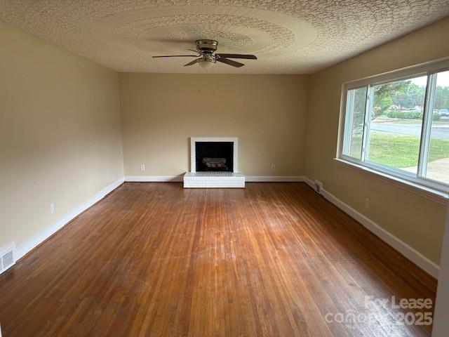 Building Photo - 130 Openview Dr
