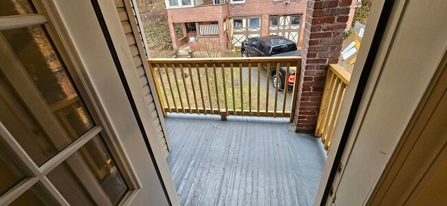 Building Photo - 438 Goethe St