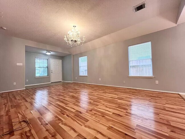 Building Photo - 4722 Cypress Dawn Ln