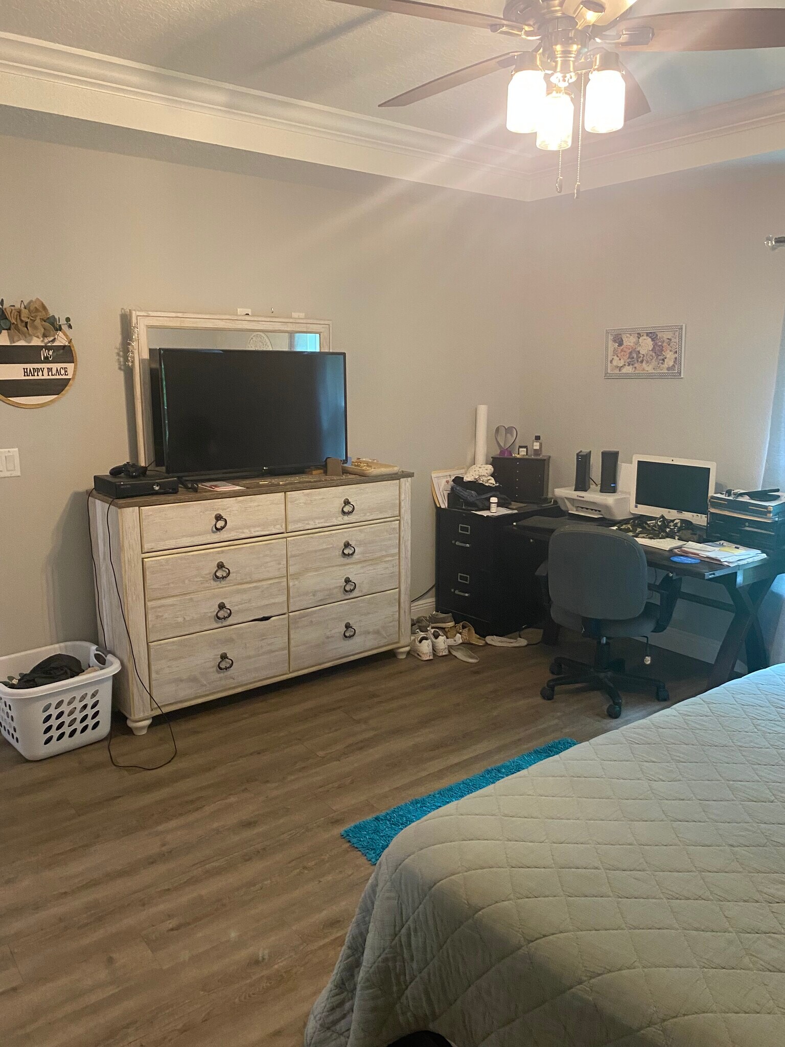 Building Photo - 9938 N Athenia Dr