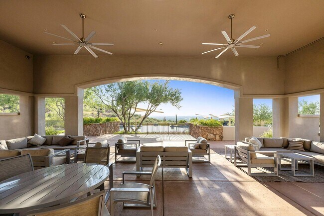 Building Photo - 11489 E Raintree Dr