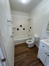 Building Photo - 2355 Round Top Dr