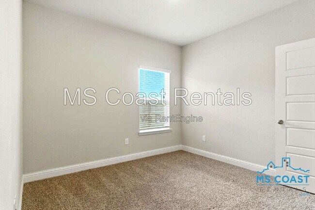 Building Photo - 15610 Lantern Cv
