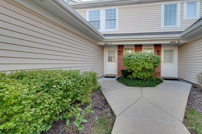 Building Photo - 224 Chesterfield Ct