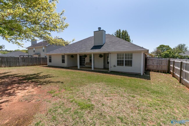 Building Photo - 114 Clover Ridge Dr