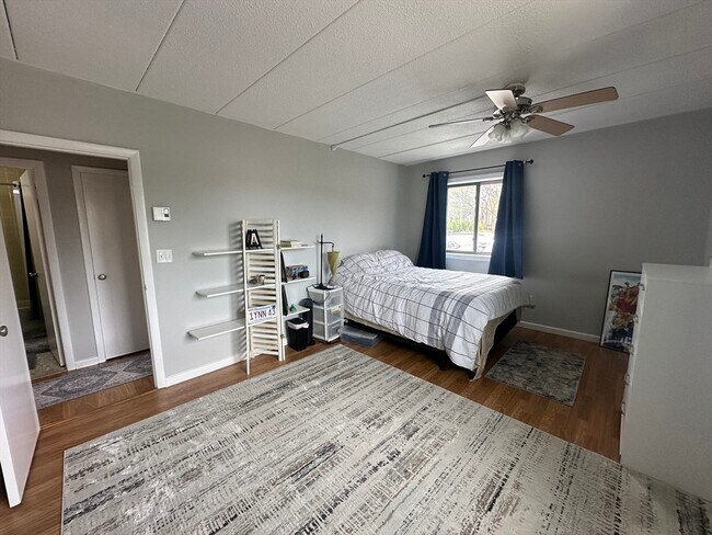 Building Photo - 40 High St