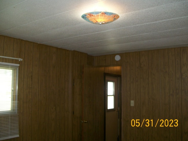 Building Photo - 13 Travertine Ln