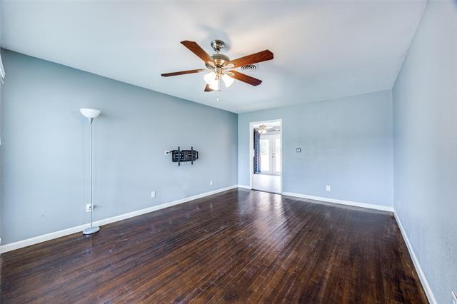 Building Photo - 8935 Clearwater Dr
