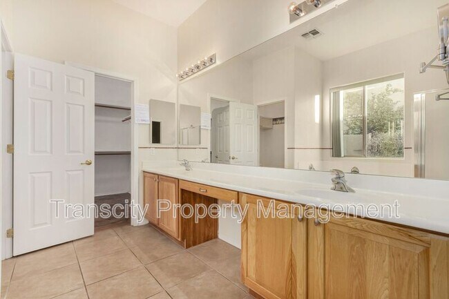 Building Photo - 6502 S Adobe Dr