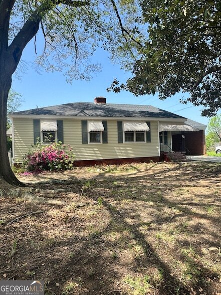 Building Photo - 201 Meadowdale Dr